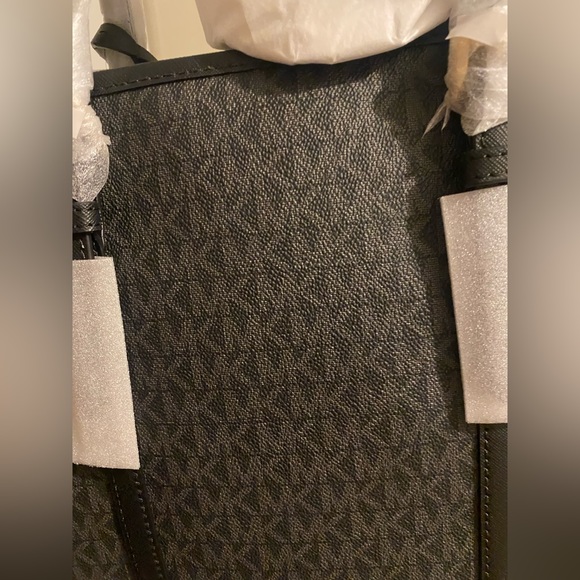 Michael kors outlet Jet set travel small logo top-zip tote bag - Picture 5 of 5